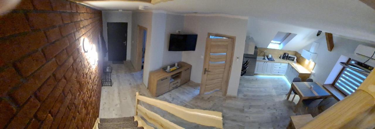 Apartament Komarno III เยเลเนียกูรา ภายนอก รูปภาพ